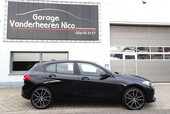 BMW 118