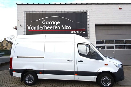 Mercedes-Benz Sprinter