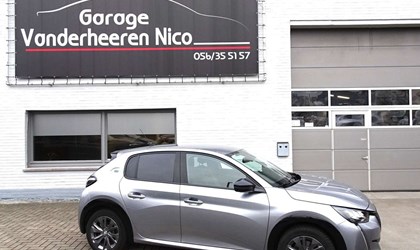 Peugeot e-208